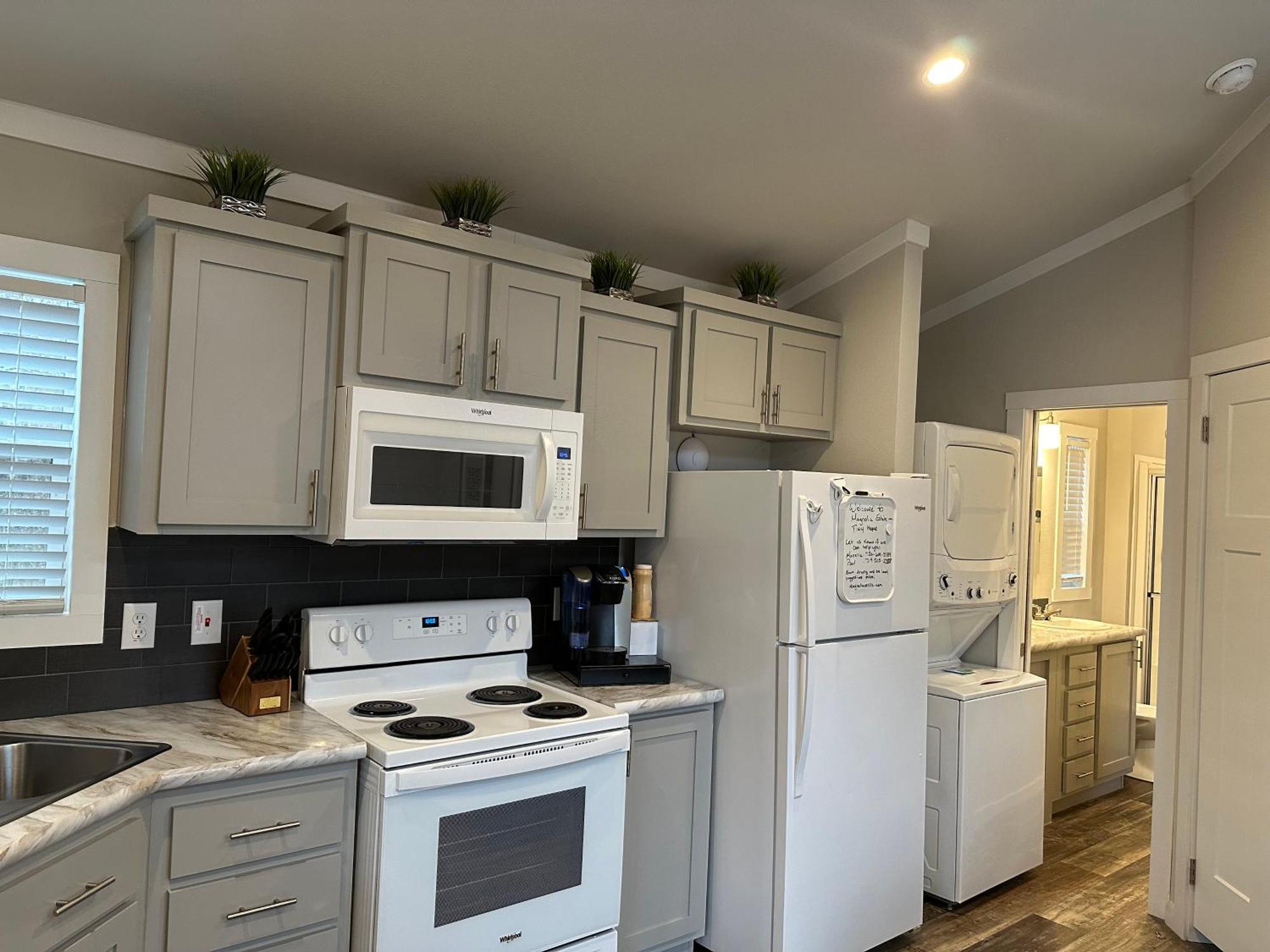 Charming Tiny Home! Close To Oxford, Sardis Lake, Safari Animal Zoo Bagian luar foto