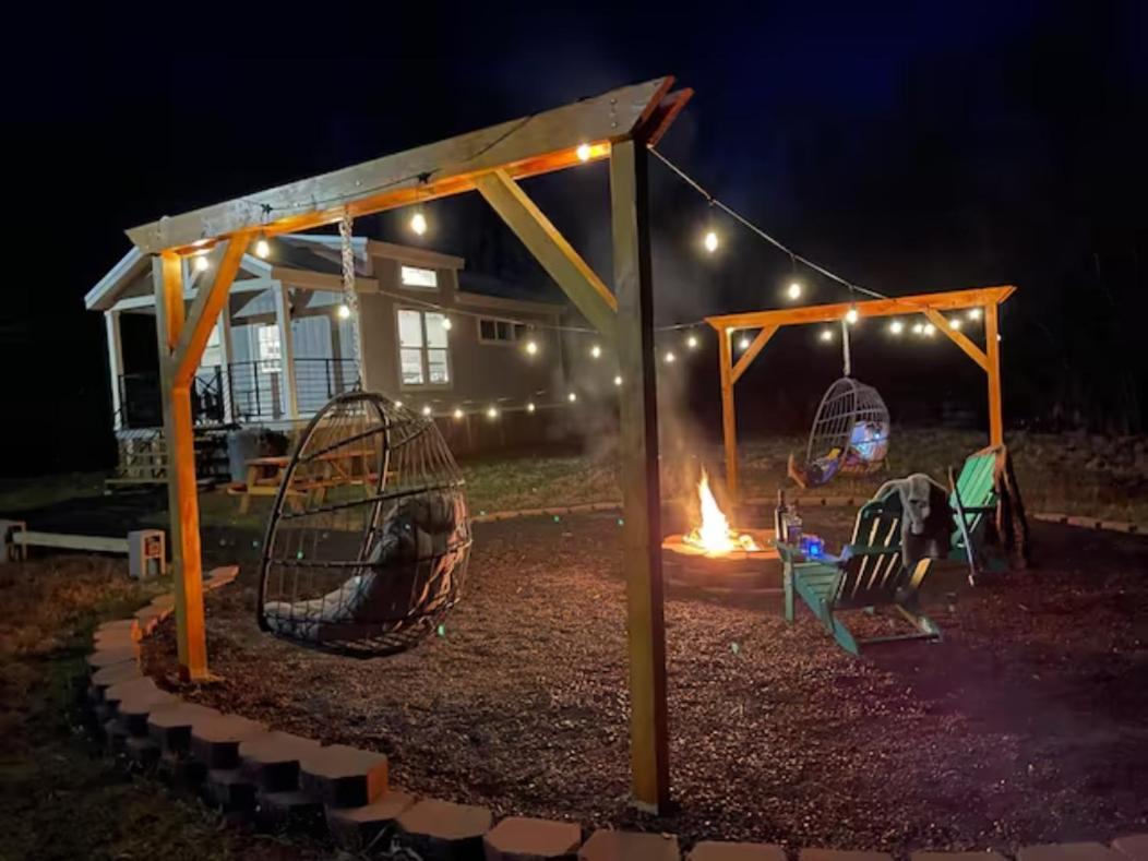 Charming Tiny Home! Close To Oxford, Sardis Lake, Safari Animal Zoo Bagian luar foto